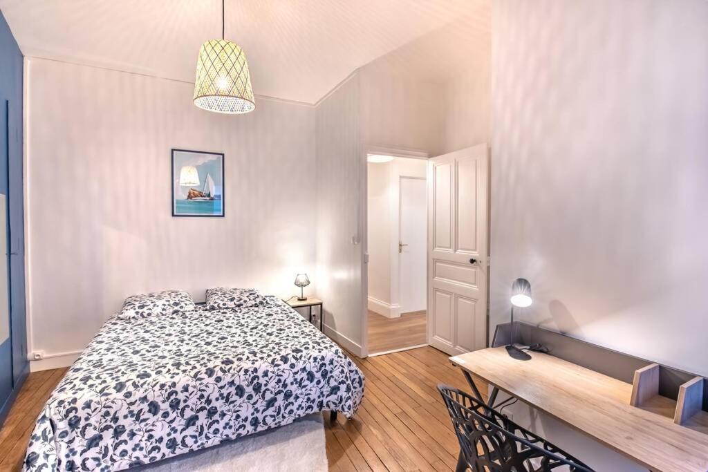 Bienvenu En Anjou Apartment Angers Bagian luar foto