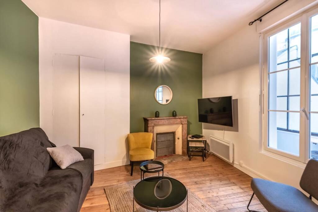 Bienvenu En Anjou Apartment Angers Bagian luar foto